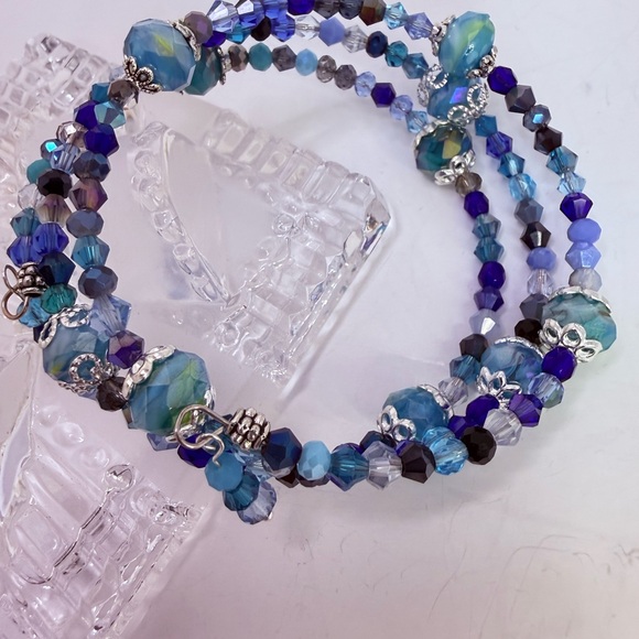 Hand Crafted Jewelry - Shades of blue glass and crystal memory wire bracelet